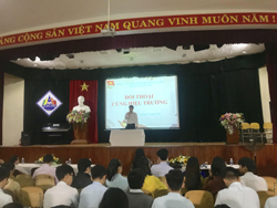 Thầy giáo Lê Vinh, Bí thư Đảng bộ, Hiệu trưởng nhà trường