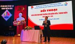 Thầy hiệu trưởng Lê Thanh Hải